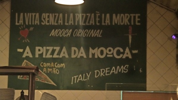 Pizzaria descolada na Mooca prioriza serviço para quem gosta de sair de casa para comer