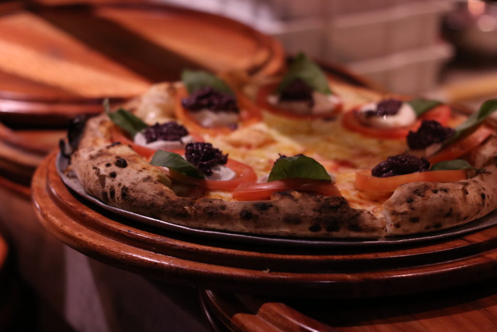 Dona Firmina: uma pizzaria com influência portuguesa