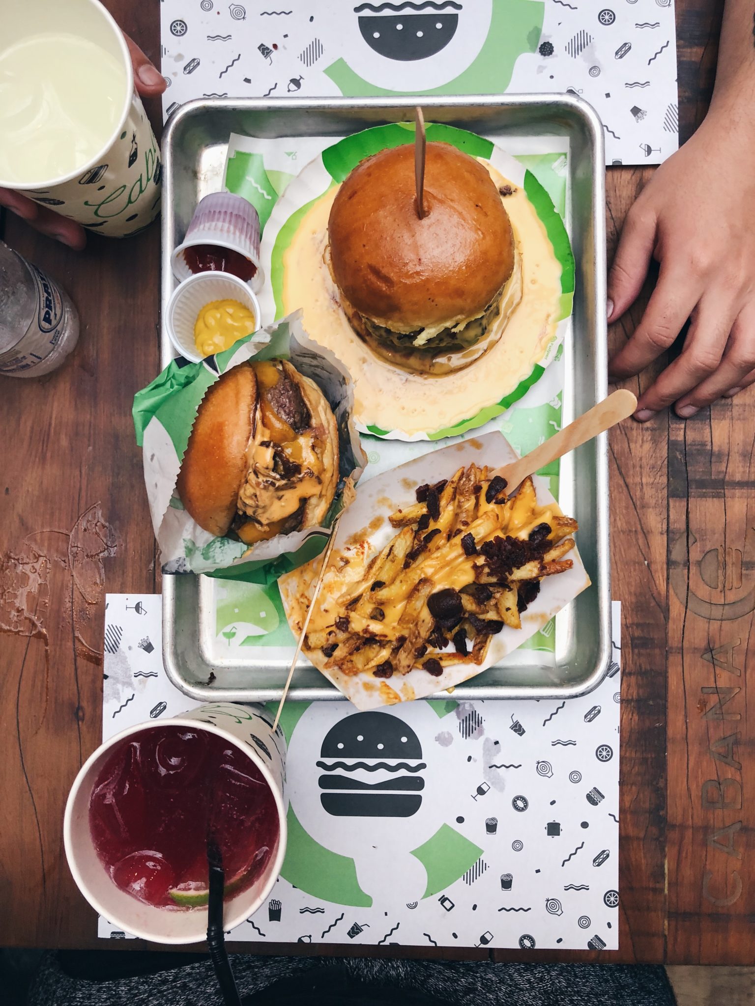 Cabana Burger: uma hamburgueria descolada e deliciosa em SP