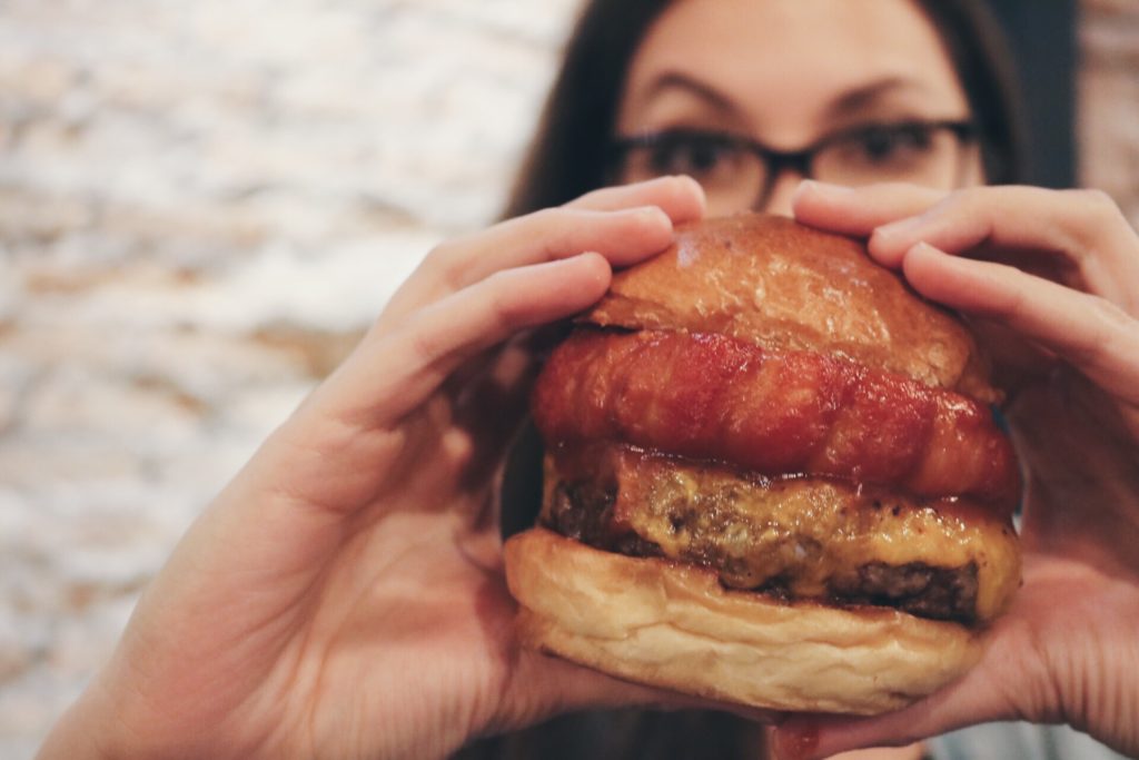 ALL IN . burger: de Santo André para o Itaim Bibi